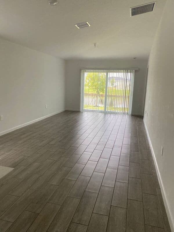 Palm Bay House: 1668 Colebrook Circle SW