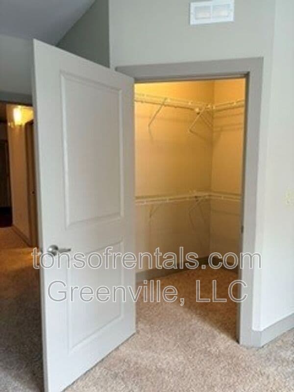 Greenville Condo: 98 E. McBee Ave.
