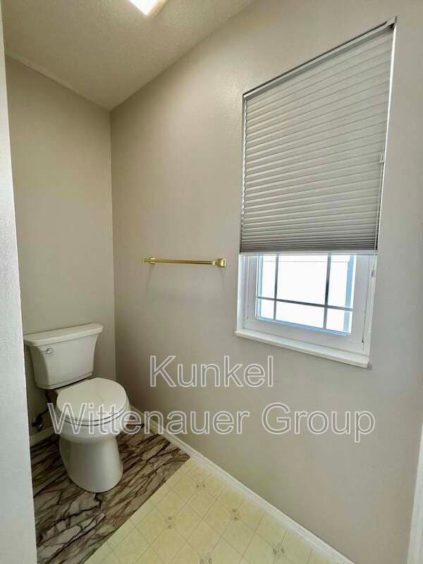 O'Fallon House: 1514 Peach Orchard Ln