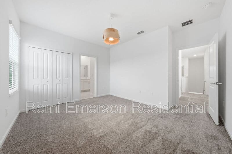 St. Cloud House: 6418 Limberpine Aly