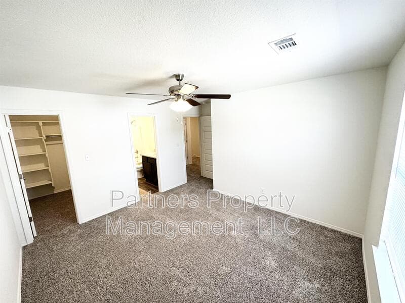 Fayetteville Condo: 875 South Amarillo Avenue - 2