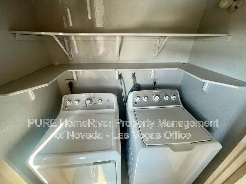 Las Vegas Condo: 5206 River Glen Dr