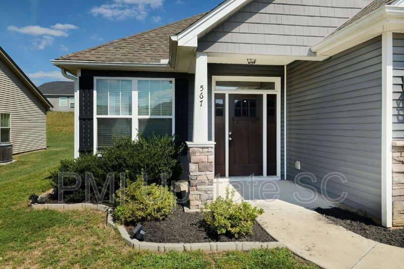Moore House: 567 Chantry Ln