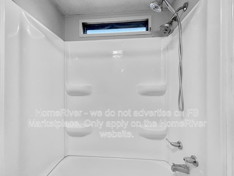 Jacksonville House: 7531 Covewood Dr