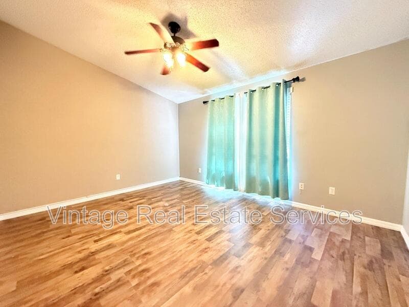 Riverview House: 6339 Osprey Lake Cir