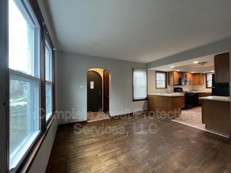 Hammond House: 3103 Crane Place