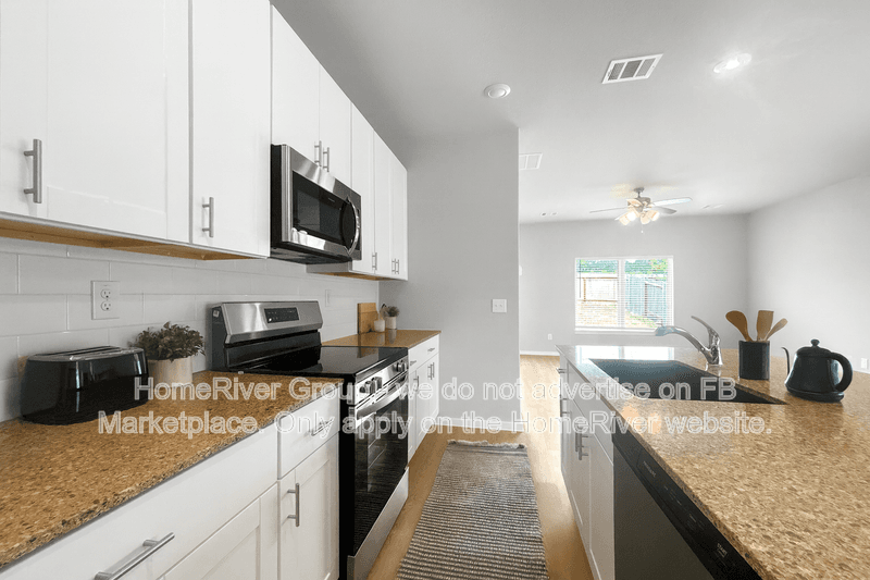 Montgomery House: 632 Levine Ct