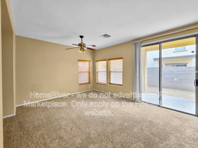 Laveen House: 6435 W Sophie Ln