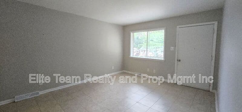 Charlotte Condo: 1803 Darbrook Dr