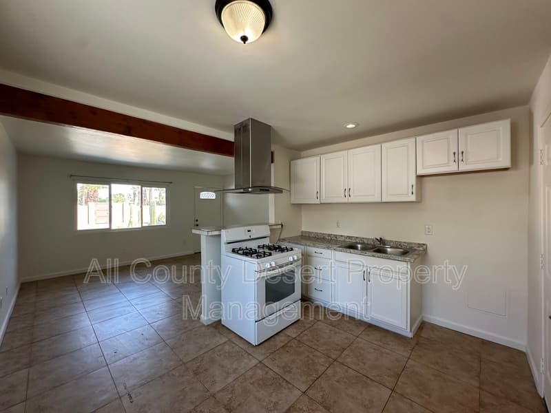 Palm Springs Condo: 521 El Placer