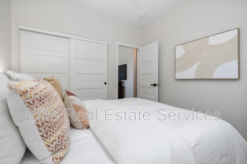 San Diego Condo: 3315 Clairemont Mesa Boulevard - 2
