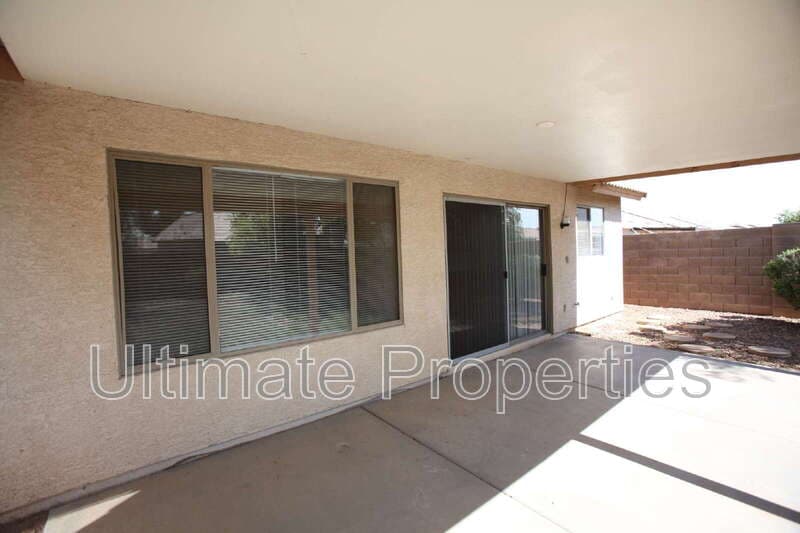 Glendale House: 10407 W Medlock Dr