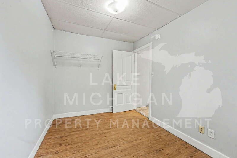 Grand Rapids Condo: 1523 Broadway Avenue NW
