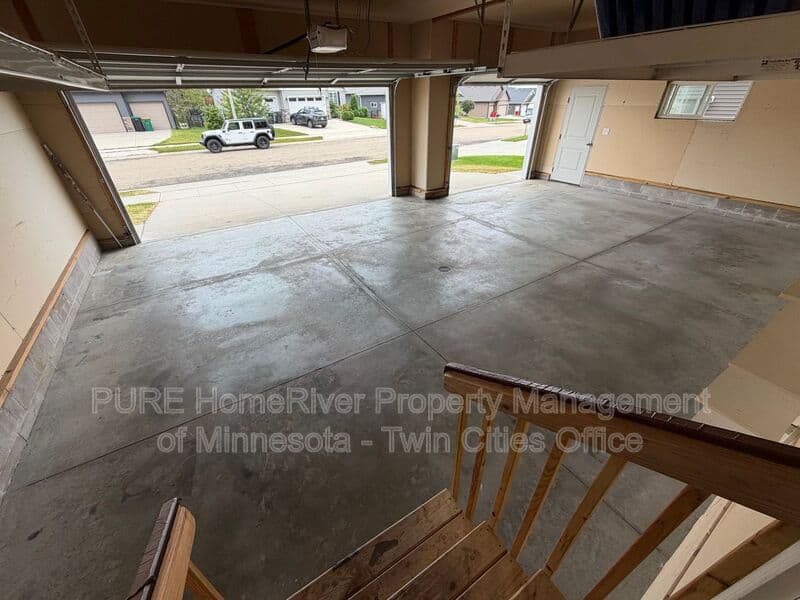 Rochester House: 3453 Ridgeline Dr SE