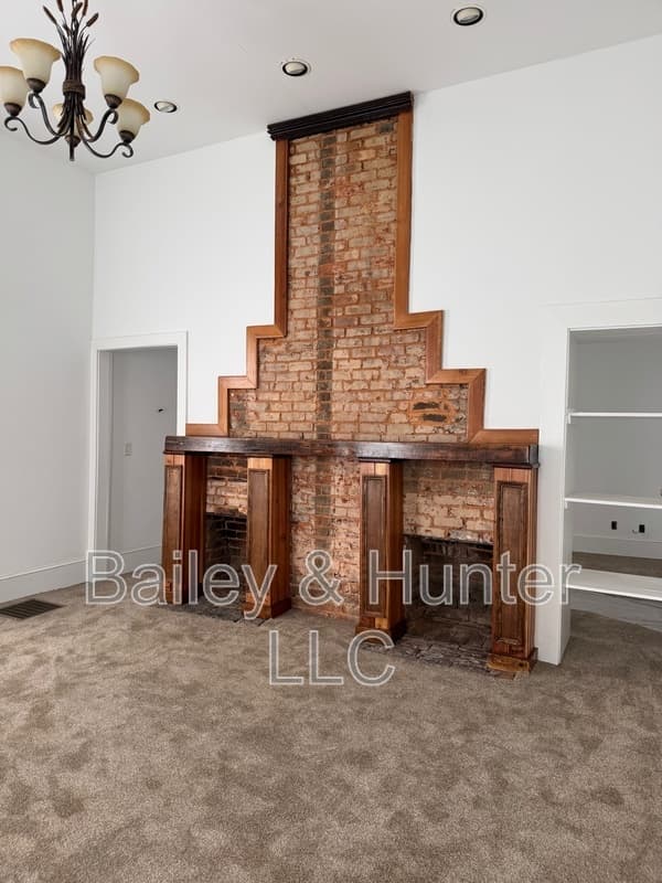 Atlanta Condo: 253 Sydney Street or 507 Hill Street