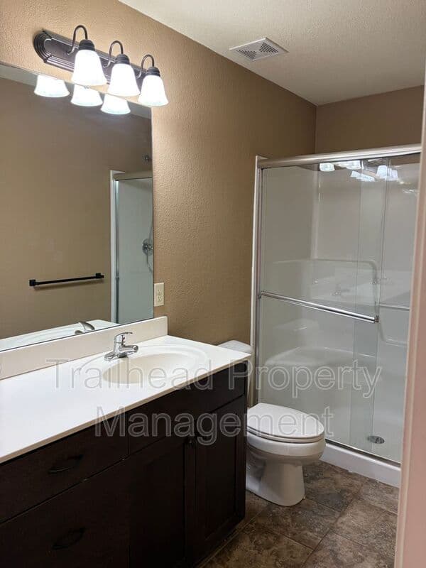 Kansas City House: 3929 NW 94th St