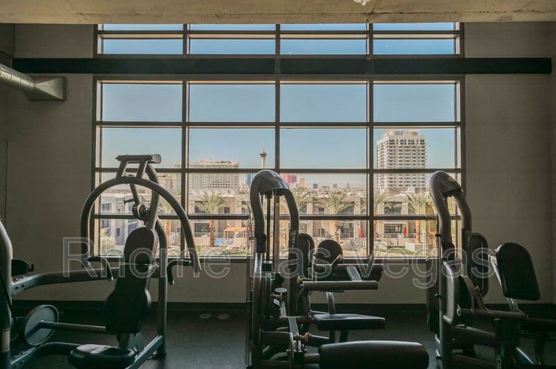 Las Vegas Condo: 353 E Bonneville Ave