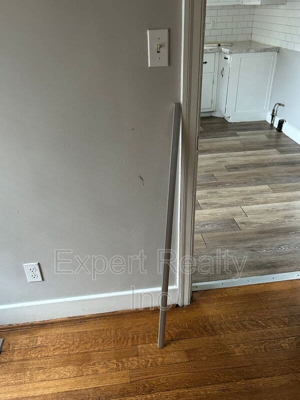 Birmingham House: 1025 45th Street Ensley