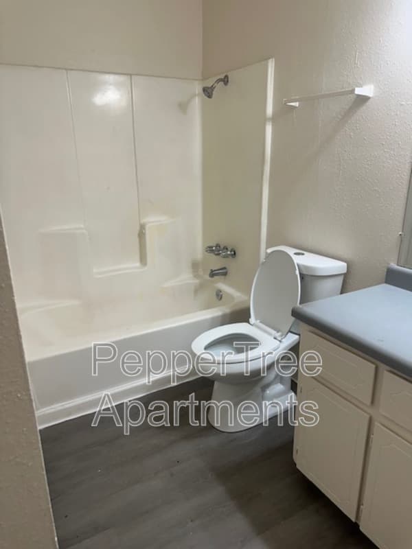 COALINGA Condo: 760 East Elm Ave