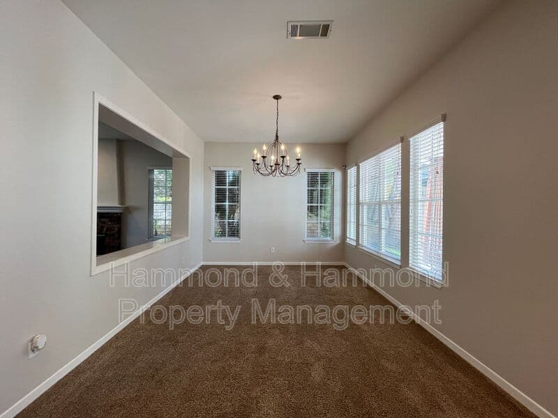 Simi Valley House: 5552 Evening Sky Dr