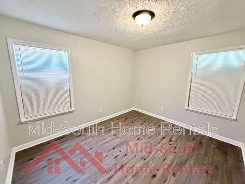Memphis House: 2622 Whitman Ave