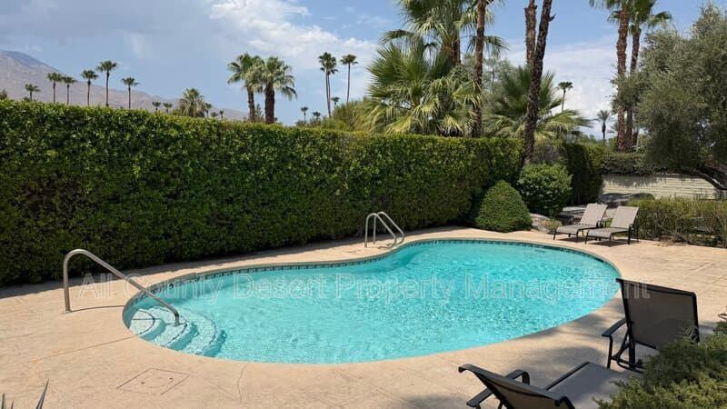 Palm Springs Condo: 550 El Cielo Road