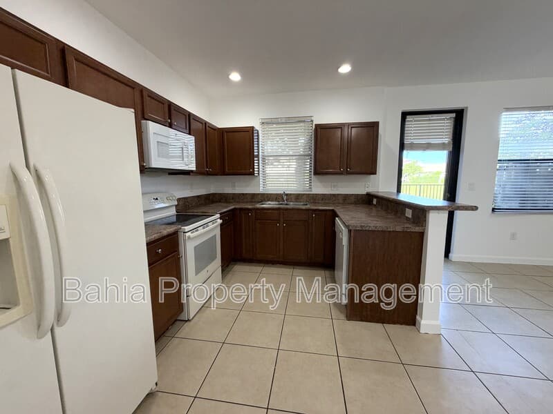 Homestead House: 23364 SW 113th Psge