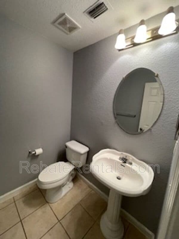 Jacksonville Condo: 10075 Gate Parkway