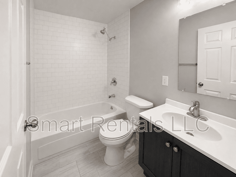 Maplewood Condo: 2509 Bellevue Avenue - 7