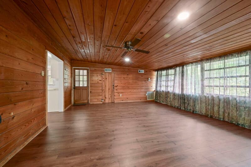 Baton Rouge House: 8709 Forest Hill Drive