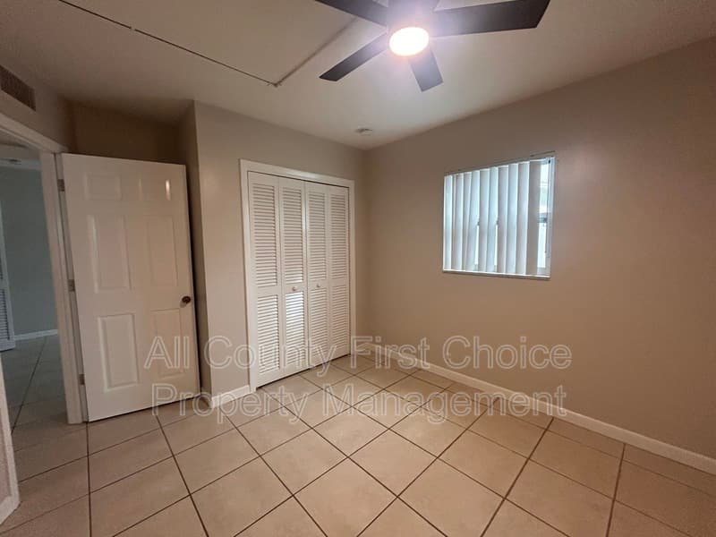 Largo Condo: 2390 14TH Ave SW