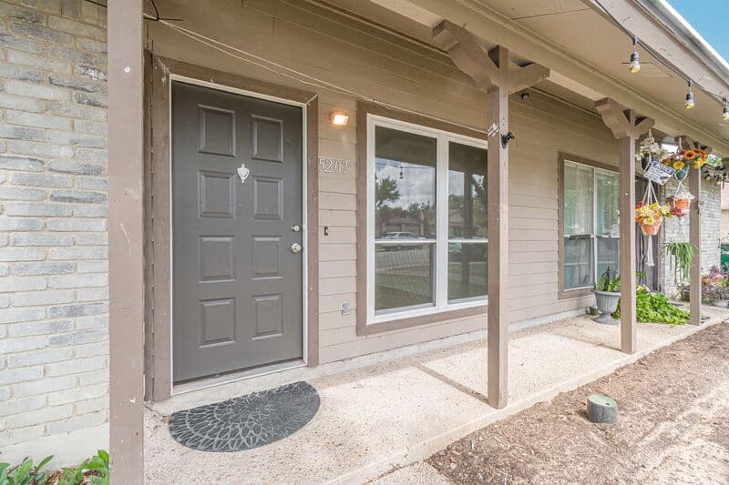 San Antonio House: 5207 Gawain Drive