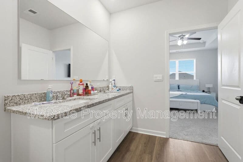 Grovetown House: 715 Hollis Ave