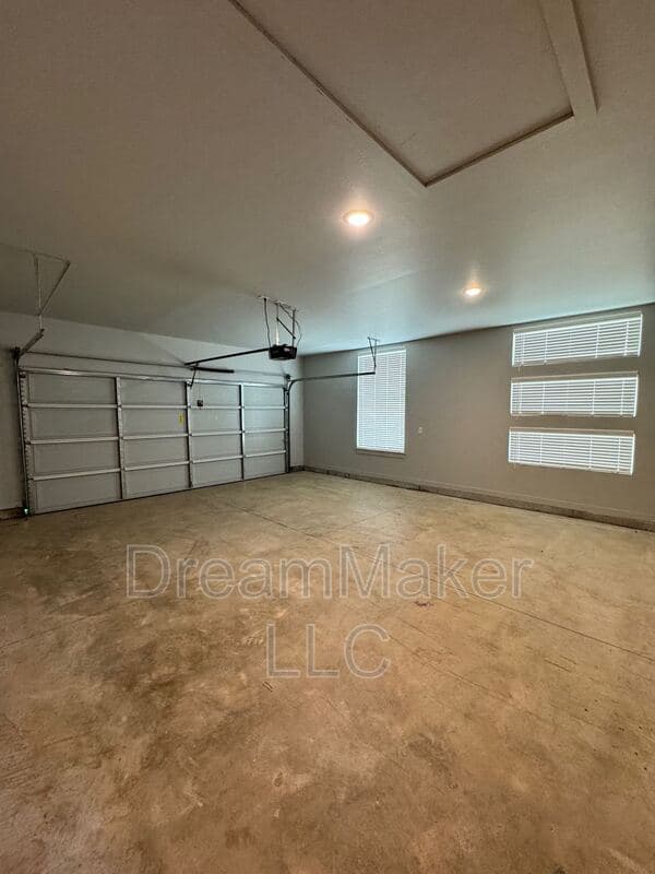 Goldsby House: 5253 Lily Lane