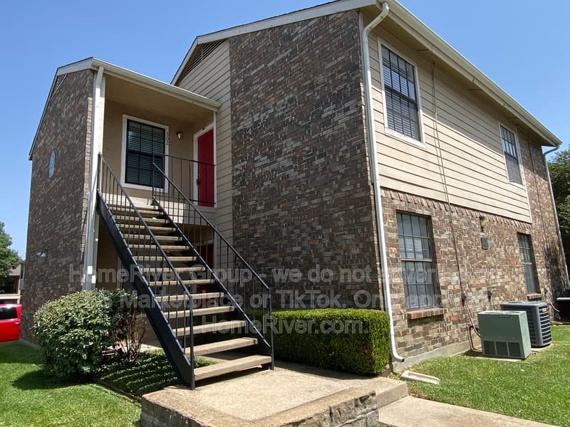 Dallas Condo: 4748 Old Bent Tree Ln