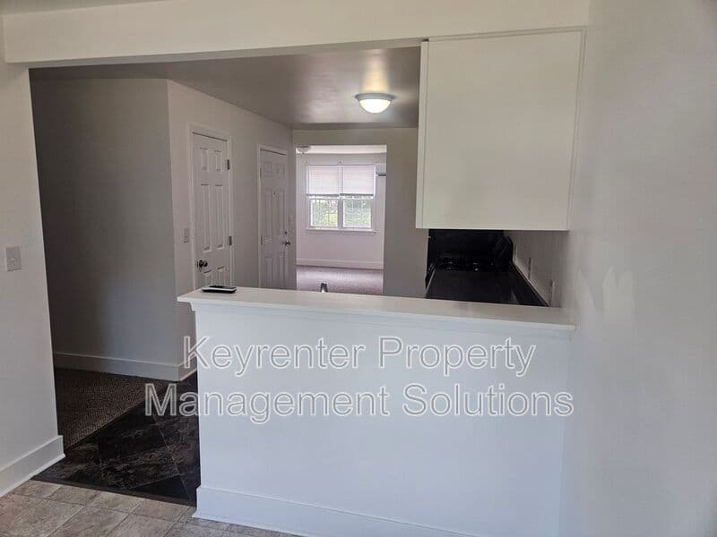 Churchville Condo: 3891 Churchville Ave