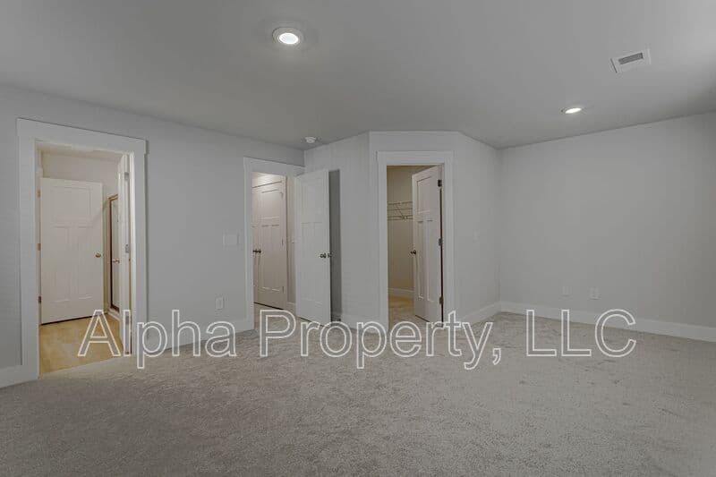 Moore Townhome: 1326 Maplesmith Way