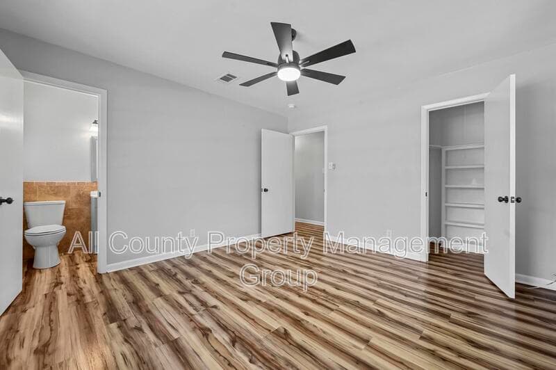 Hurst House: 1444 Cimarron Trail