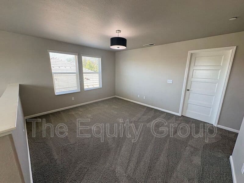 Clovis House: 3461 Alcove Way