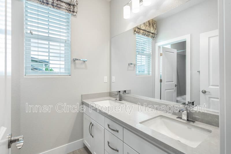 Brentwood House: 376 Bougainvilla Drive