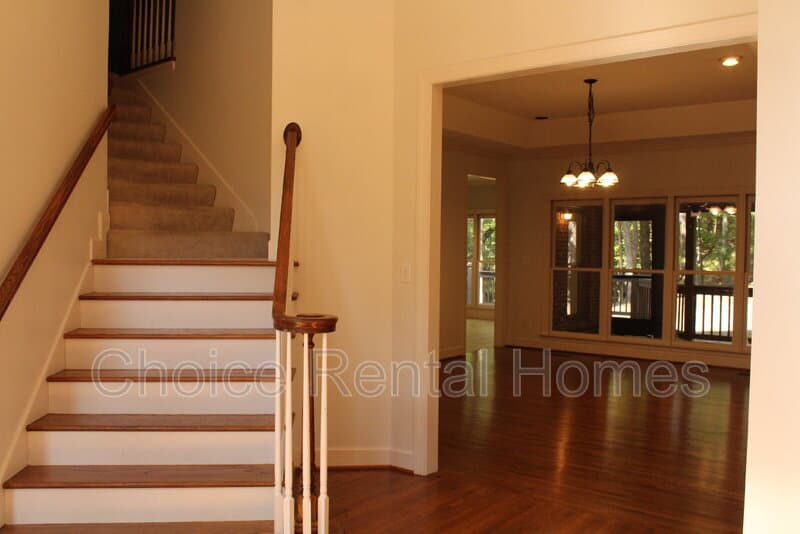 Birmingham House: 6031 Rosemont Road