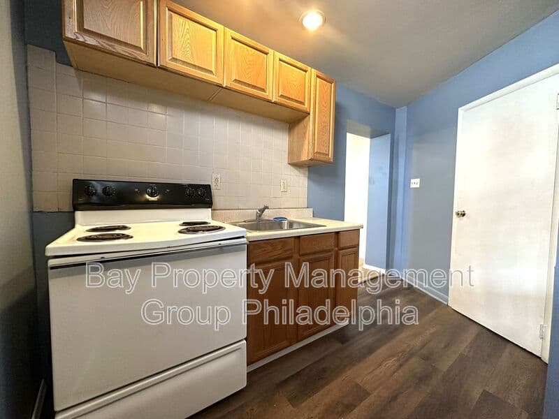 Philadelphia Condo: 2542 E Ann St