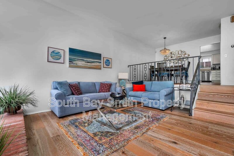 Redondo Beach Condo: 420 Palos Verdes Blvd