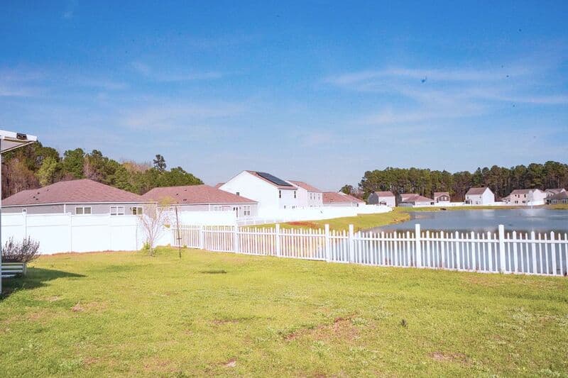 Guyton House: 105 Butternut Blvd