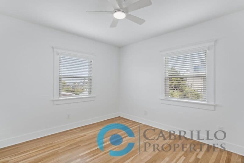 San Diego Condo: 128 Kalmia Street