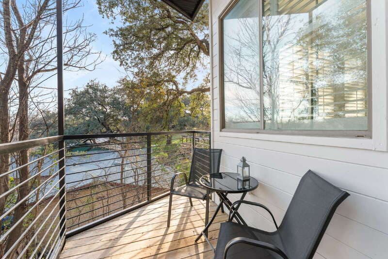 Austin Condo: 2612 Carnarvon Ln