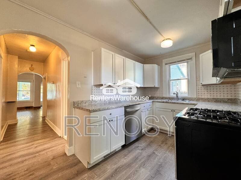 Des Moines House: 1009 25th St
