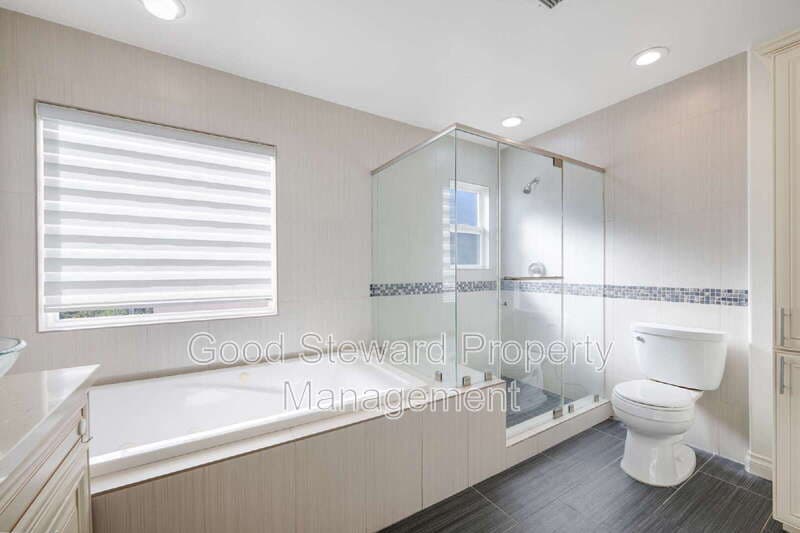 Placentia House: 1760 Taylor Ln