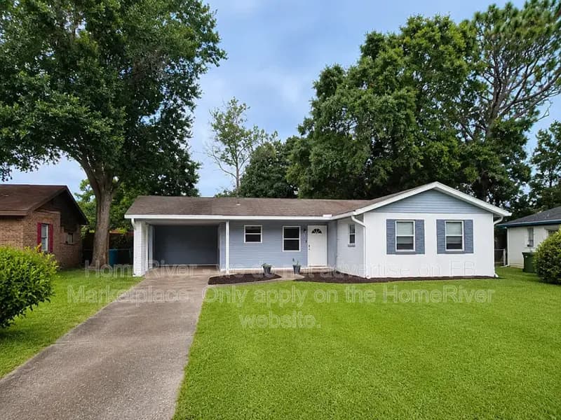 Pensacola House: 705 Vendee Ln