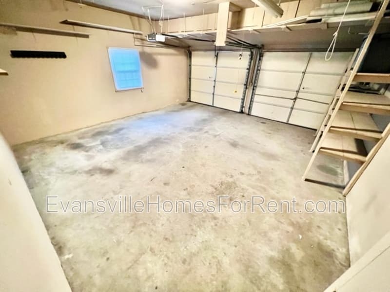 Evansville House: 4210 Keck Ave